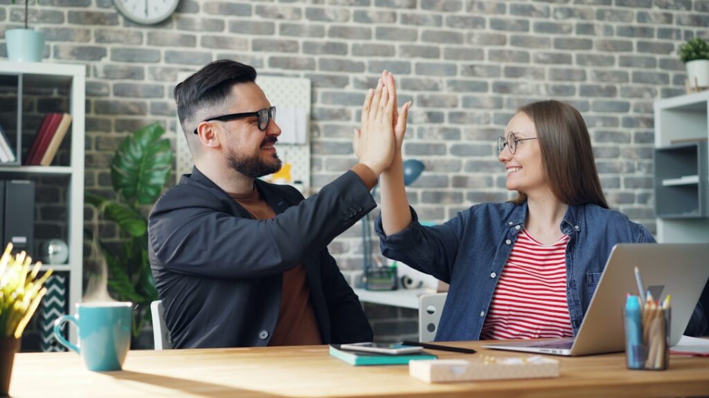 健康管理アプリを企業で導入する際の注意点とは？失敗しない5つのポイントと選び方
